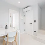 Elegante Y Luminoso En - Apto 6 By 아파트